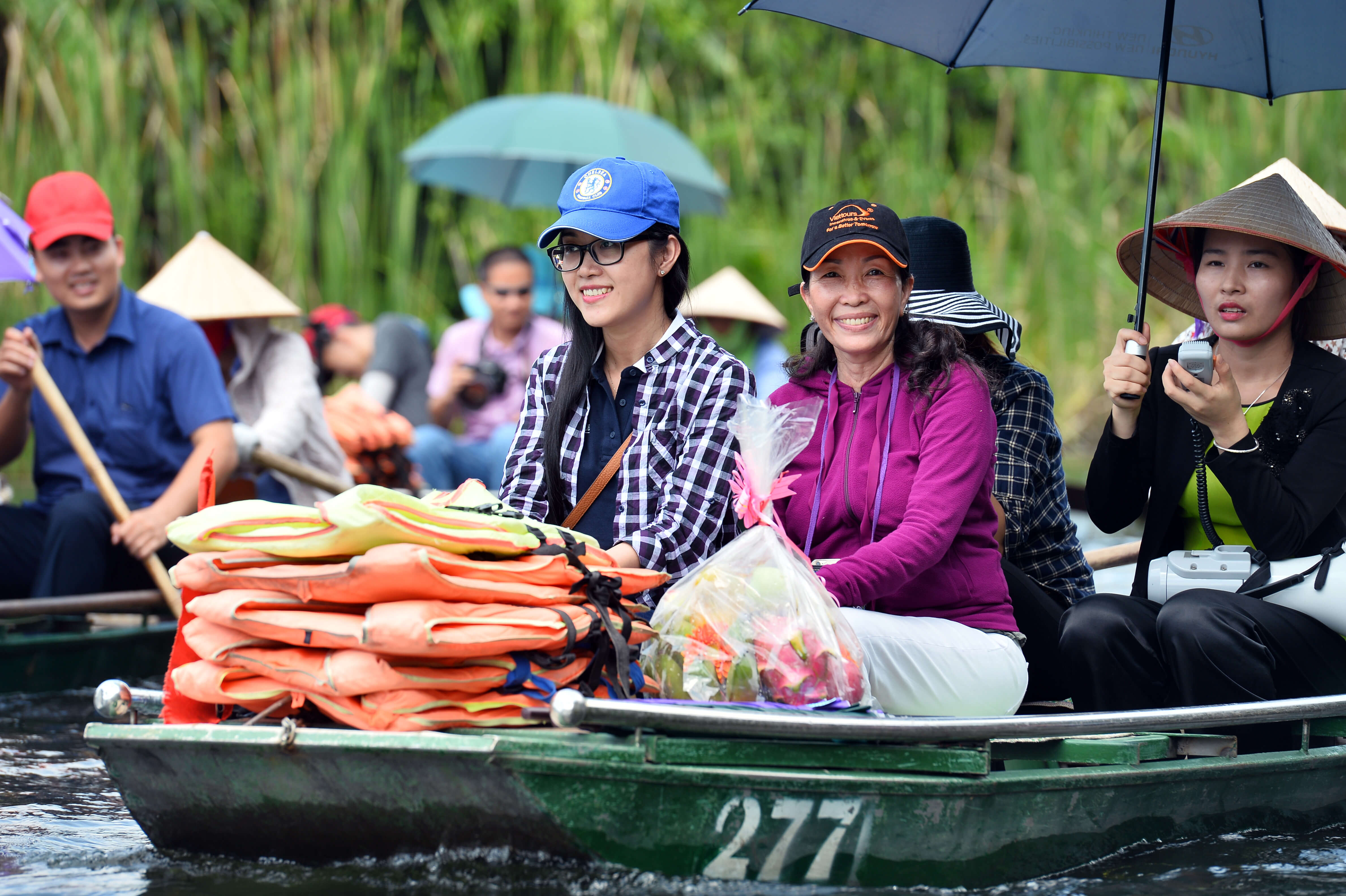 Theo các chuyên gia, dòng sản phẩm cần tập trung đặc biệt trong du lịch xanh tại Việt Nam du lịch văn hóa, du lịch sinh thái. Đây cũng là thế mạnh nổi trội của quốc gia 