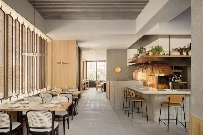 Trunk Hotel Yoyogi Park được thiết kế bởi kiến trúc sư người Nhật Keiji Ashizawa và có nội thất do công ty Norm Architects của Đan Mạch thiết kế