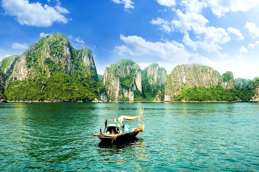 Du khách sẽ bắt đầu xác định và thực hiện các hành động cá nhân có chủ ý, dù nhỏ đến đâu, để thể hiện sự quan tâm và tôn trọng điểm đến mà họ đến thăm cũng như con người ở đó. Và hơn hết là giảm lượng khí thải carbon