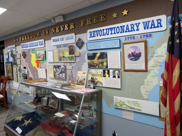 Katy War Veterans Memorial Museum: Tưởng niệm và kỷ niệm anh hùng chiến tranh