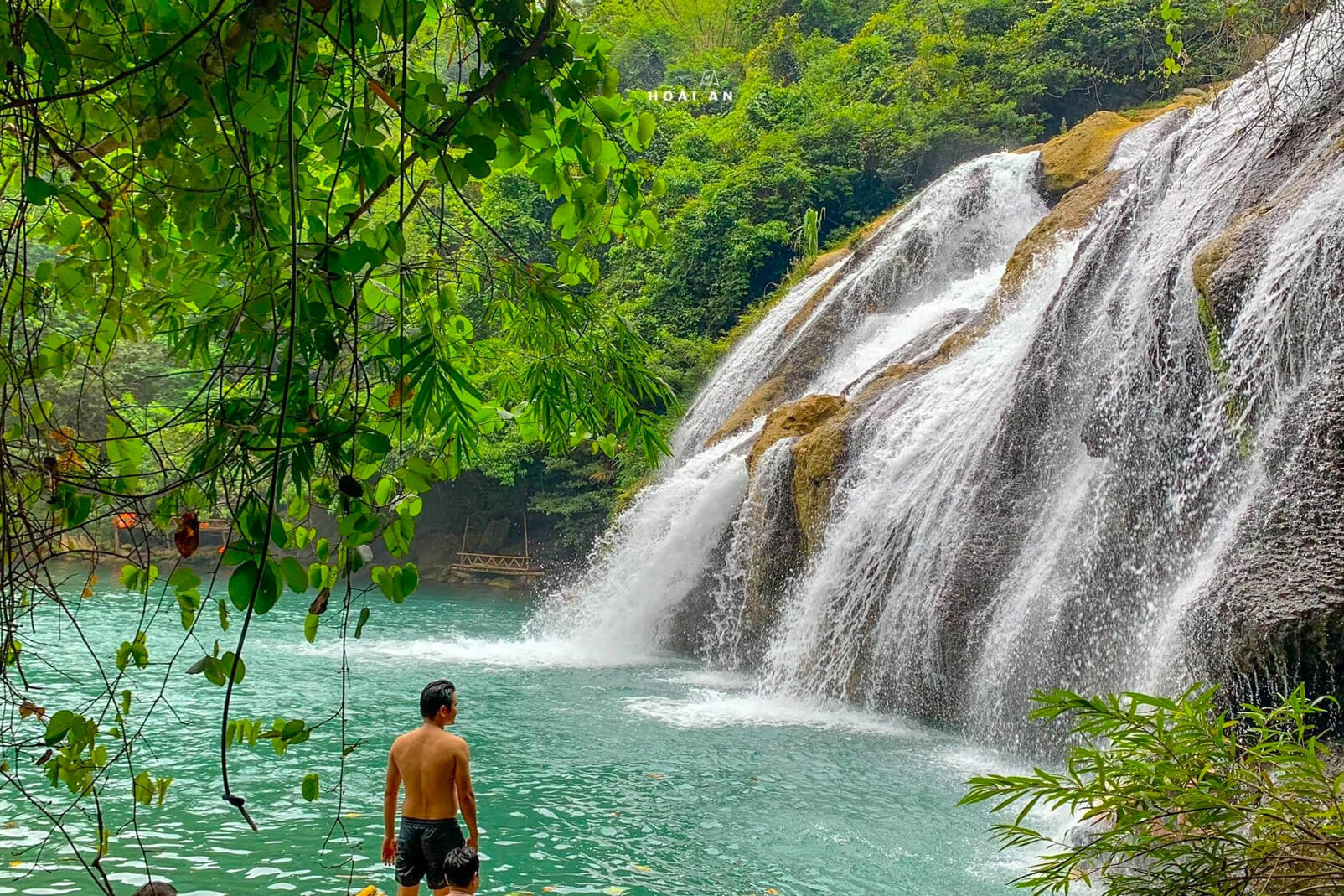 Thời điểm lý tưởng để ghé thăm và trải nghiệm tại thác Tà Puồng là từ tháng 3 đến tháng 8