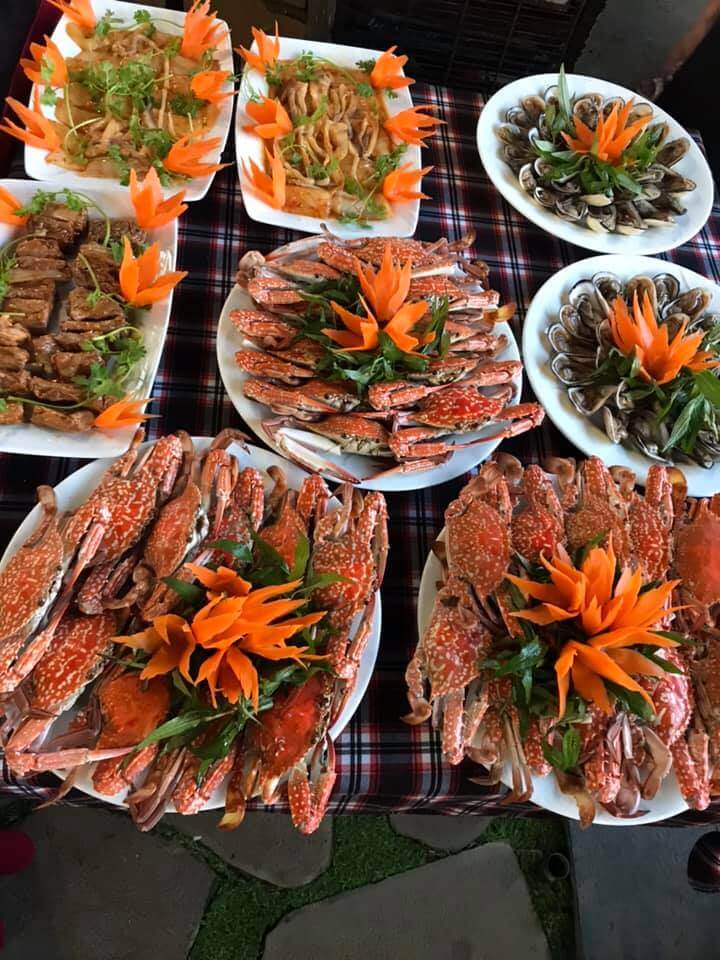 Chợ hải sản Hồ Tràm