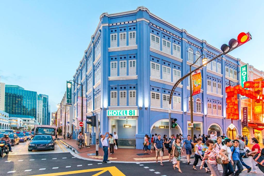 Hotel 81 Chinatown nổi tiếng ở khu phố người Hoa. 